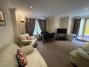 Lounge- click for photo gallery